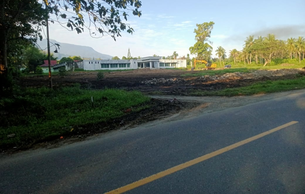 Diduga Ada ‘kongkalikong’ Pemenang Tender Proyek Landscape UNSAN Bacan 3 Diduga Ada ‘kongkalikong’ Pemenang Tender Proyek Landscape UNSAN Bacan