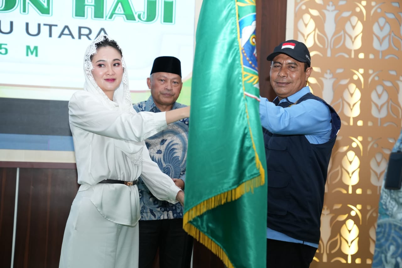 Gubernur Maluku Utara Lepas Keberangkatan 1.076 CJH