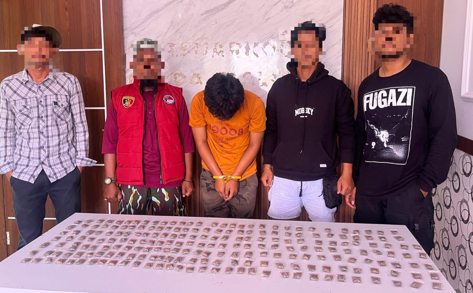 Kuasai 217 Bungkus Ganja, Polisi Amankan Remaja 18 Tahun