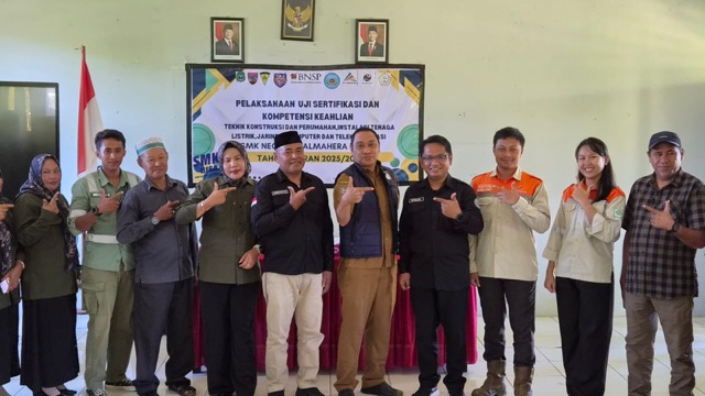 Dukung UKK SMKN 1 Haltim, PT Position Bantu Material dan Tim Asessor