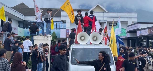 Aliansi Mei Bergerak Minta Wali Kota Tauhid Tuntaskan Polemik Pasar