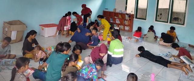 Harita Nickel Bangun 3 Rumah Belajar di Obi Selatan