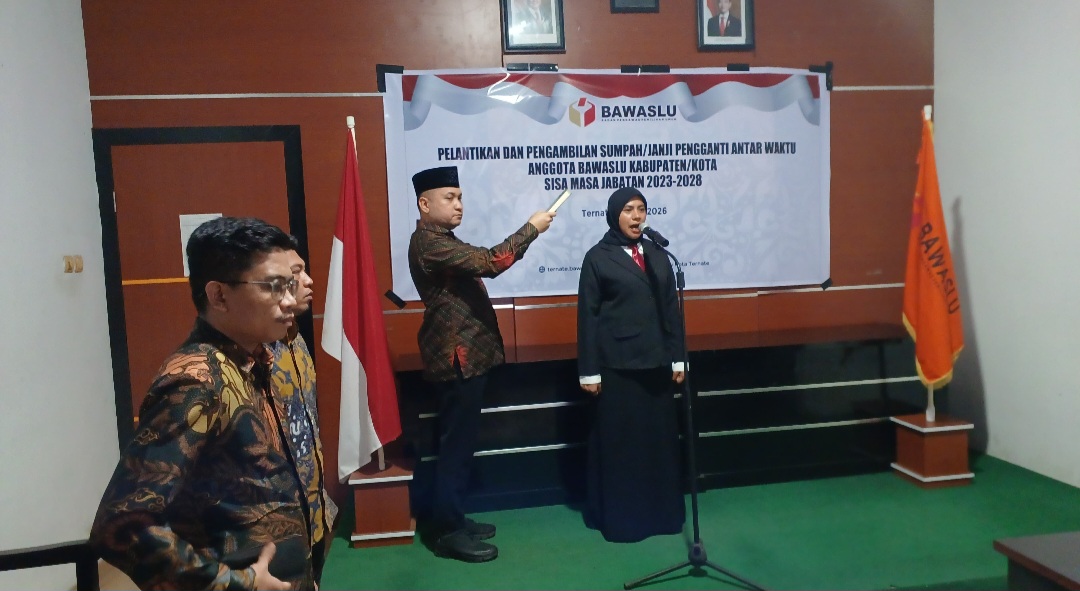 Putri Nurdiana Jailan Dilantik Jadi Anggota PAW Bawaslu Ternate